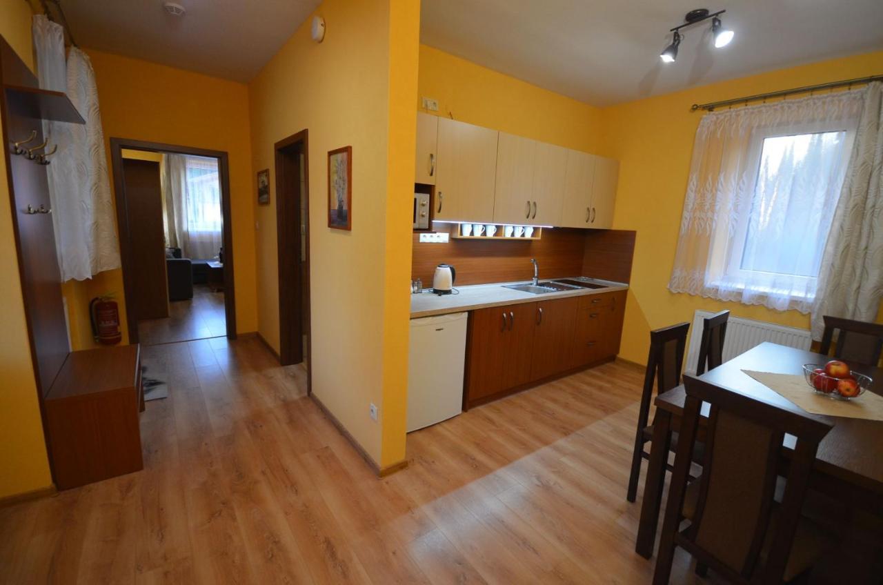 Apartmany Best I. Bešeňová Eksteriør billede