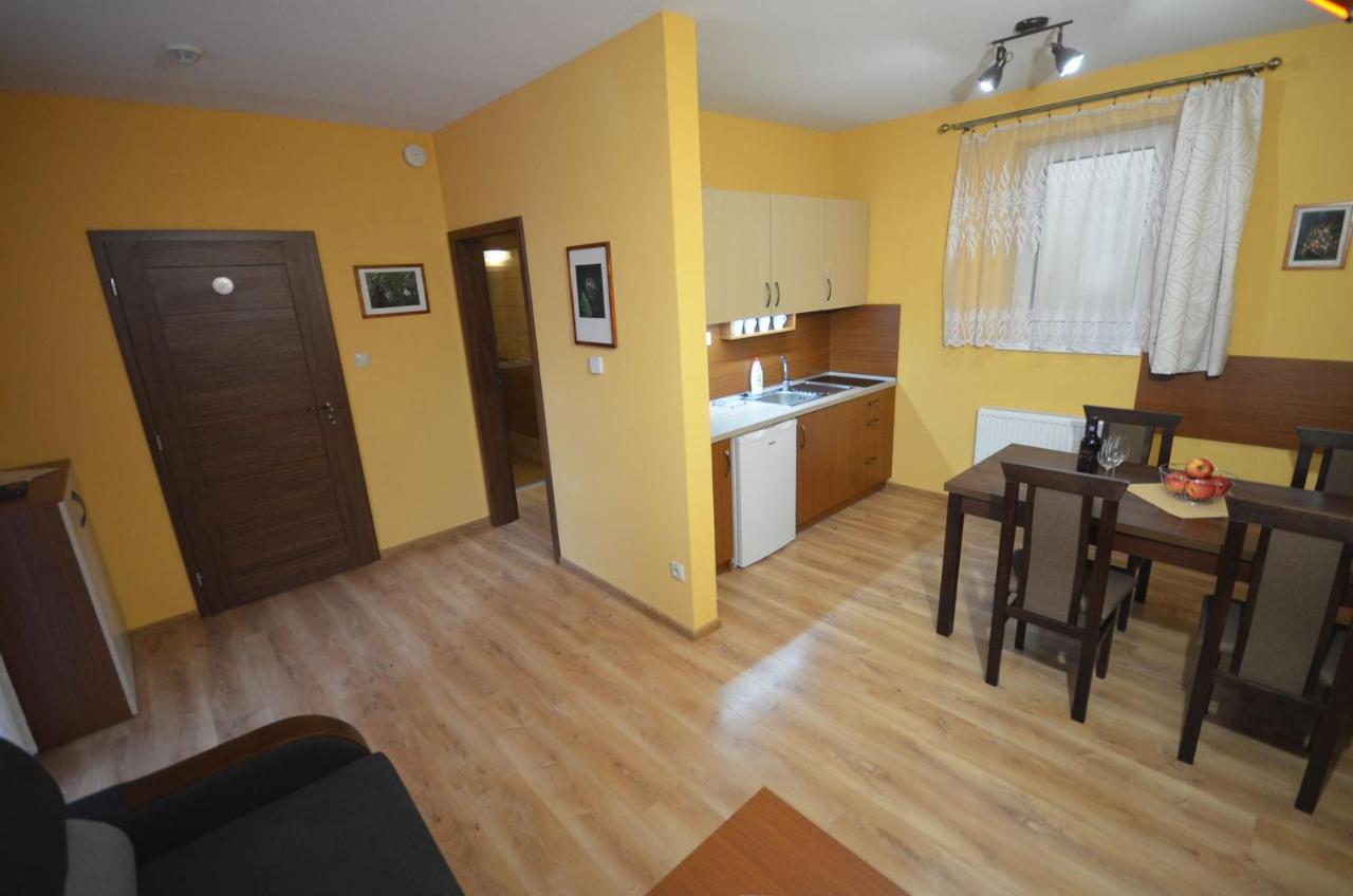 Apartmany Best I. Bešeňová Eksteriør billede